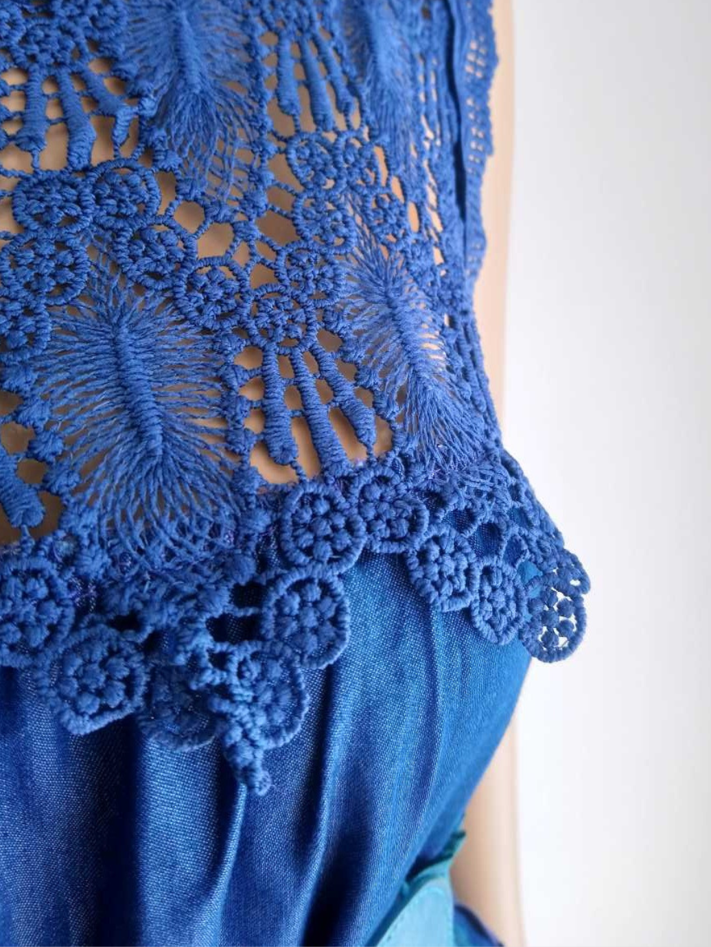 Robe JEAN en dentelle