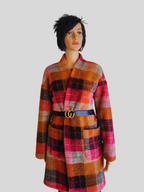 Manteau ROUGE imprimé à carreaux