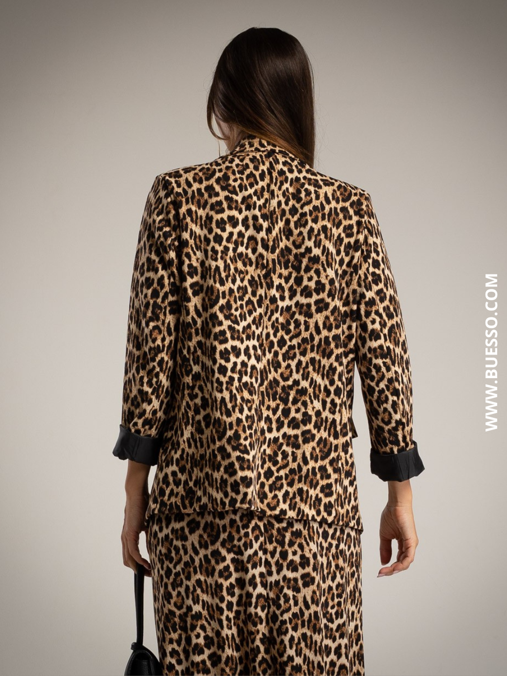 Blazer léopard élégant col tailleur