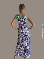 Robe léopard longue avec détails et finitions verts