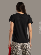 Fleur en tulle 3D sur t-shirt femme coton noir