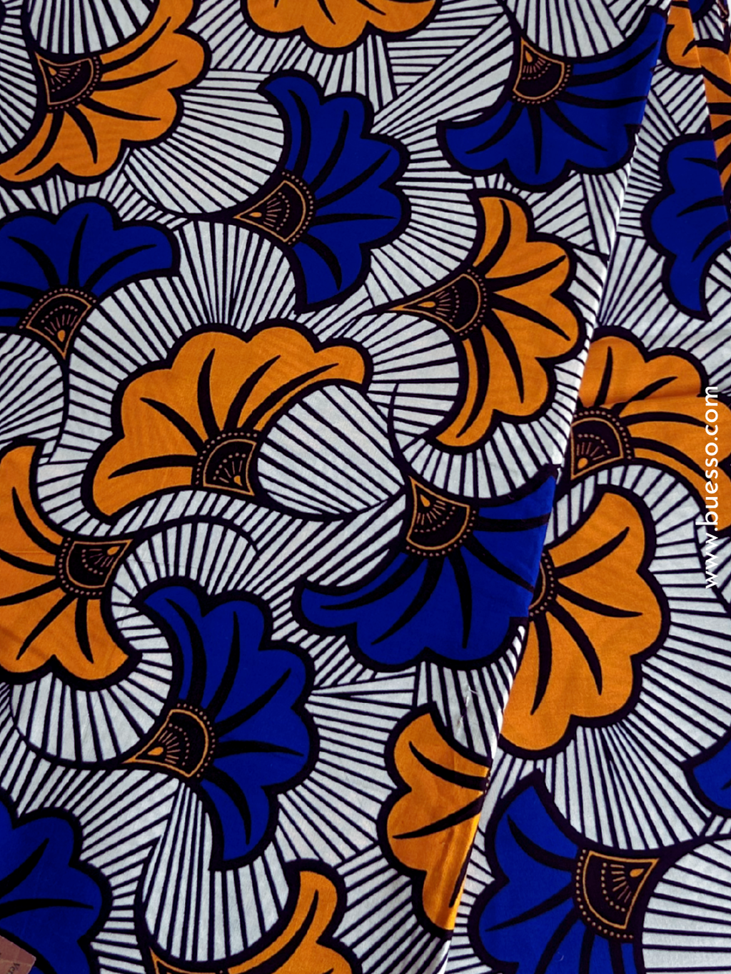 Pagne Wax Fleur de mariage Bleu & Jaune | L'éclat des couleurs vives