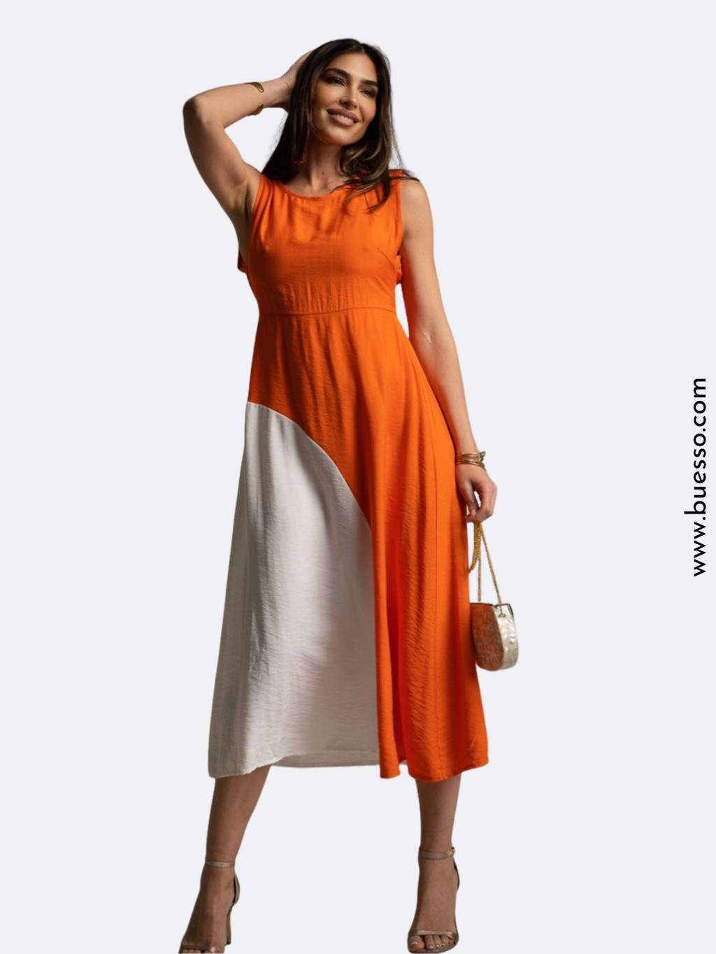 Robe bicolore orange/blanc sans manches