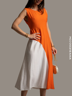Robe bicolore orange et blanc sans manches