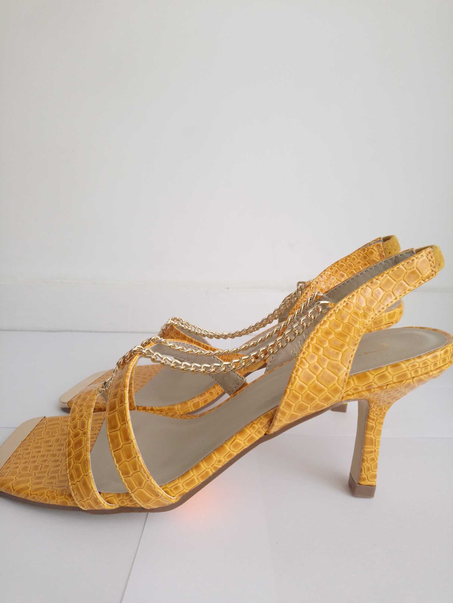 Mules JAUNE MOUTARDE/OR à talon